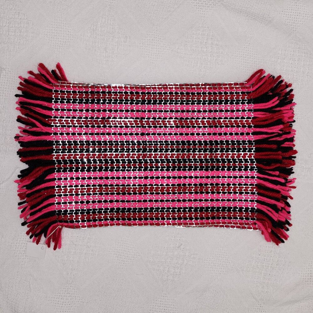 * Set of 6 Vibrant Coloured Placemats With Fringe Border
